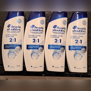 4x Head & Shoulders Classic Clean 2-in-1 Shampoo and Conditioner